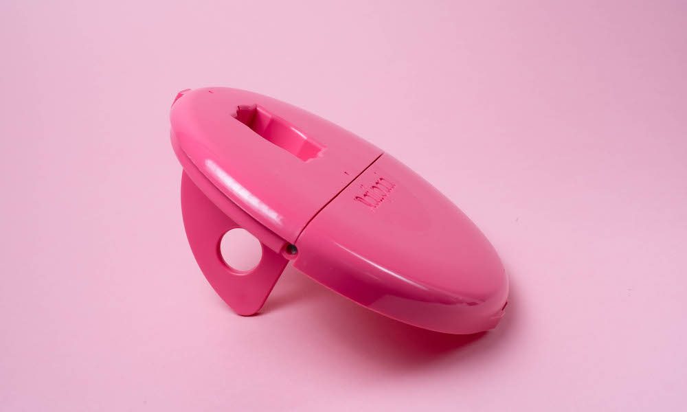 A pink Nailpad for you to paint nails at home for a great manicure and pedicure